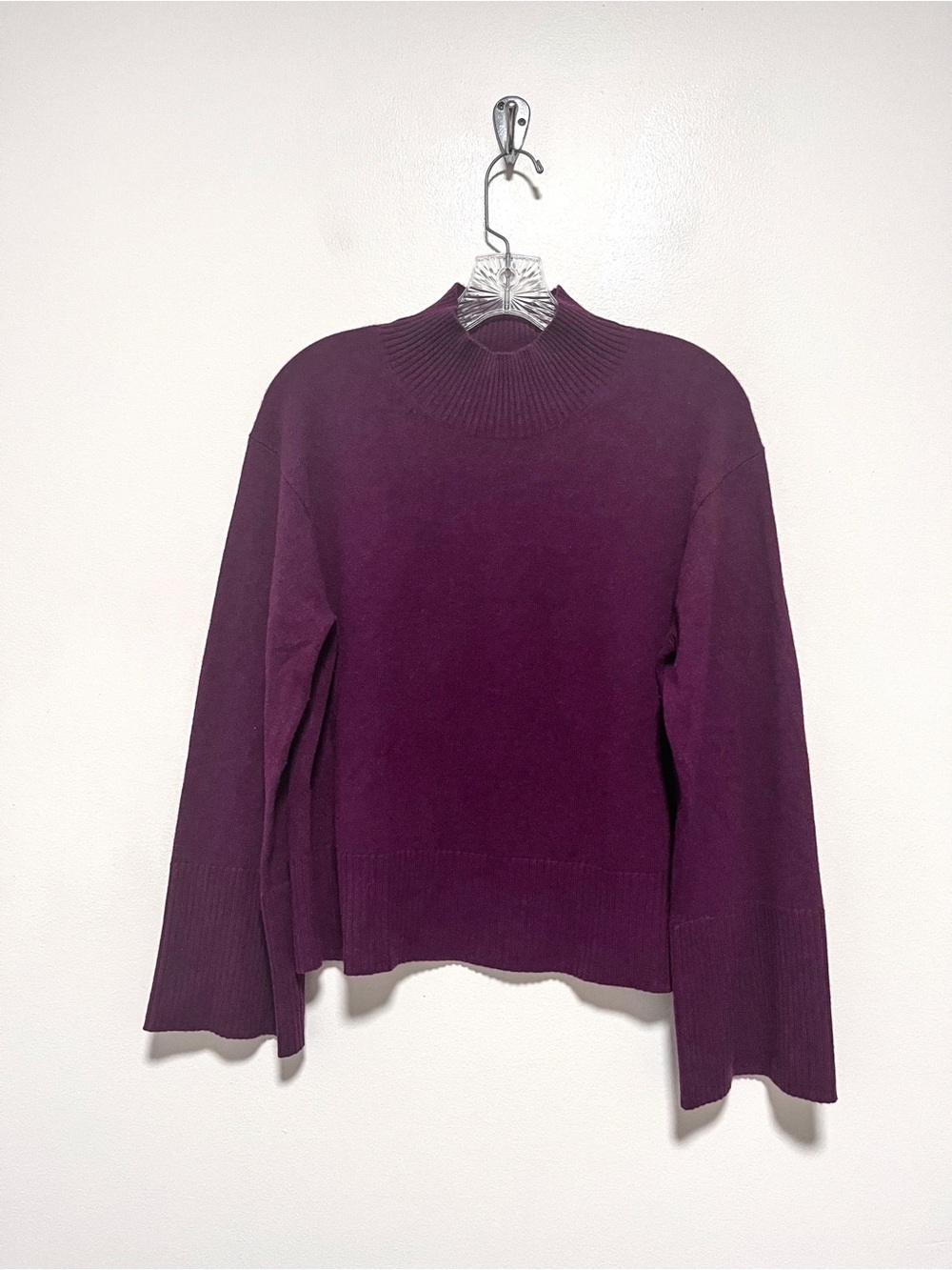 Banana Republic 100% Cashmere Bell Sleeve Mock Neck Sweater Pinot Noir Knit M
